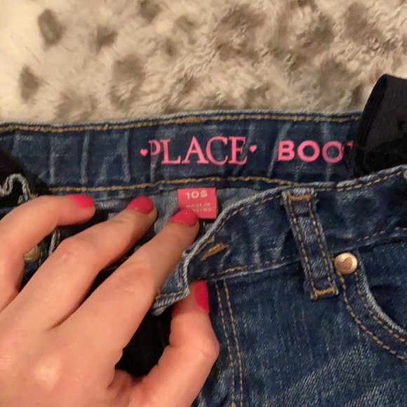 Children’s place boot cut size 10s jeans - Picture 3 of 3